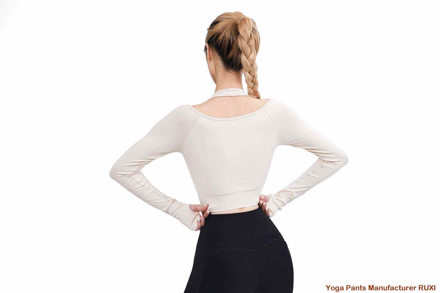 na prsluku za trčanje u oblaku